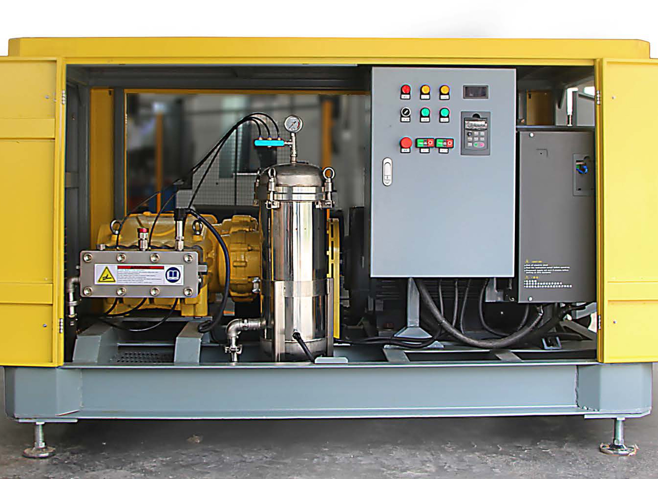 2800公斤超高壓清洗機(jī) 2800公斤超高壓清洗機(jī)